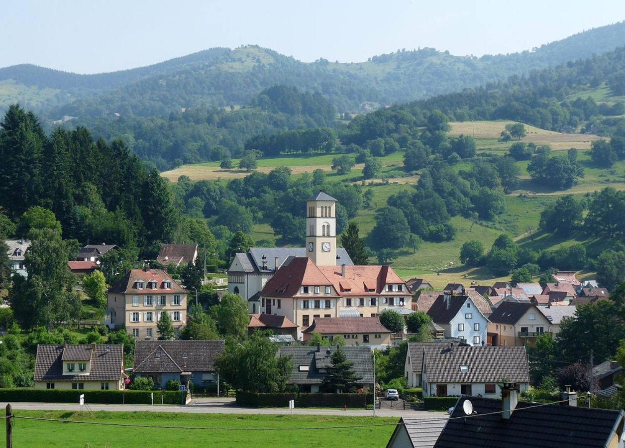 Location Elfe Lägenhet Stosswihr Exteriör bild